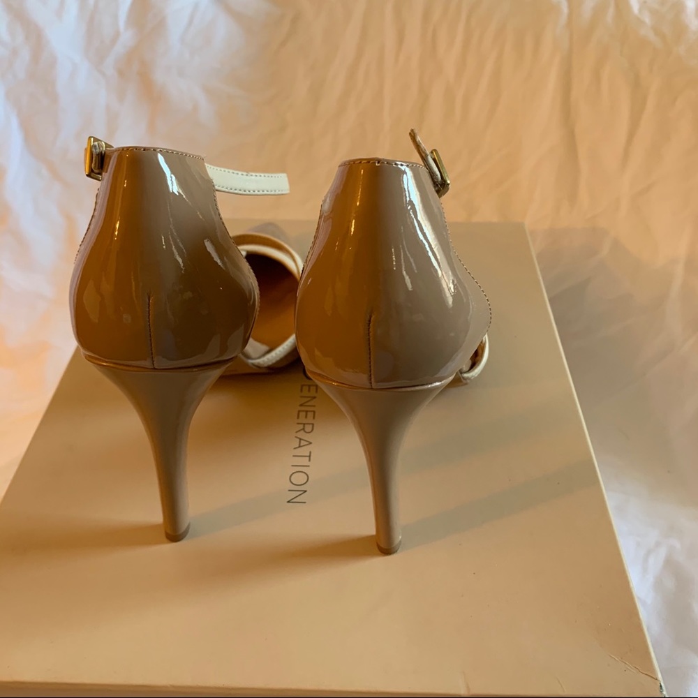 EUC BCBGeneration patent t-strap pump - Picture 3 of 5